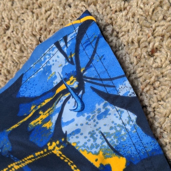 Nike BOARD SHORTS Boys Swim Trunks SZ XL - Picture 2 of 10